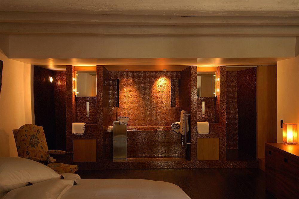 Chateau Le Rosey Hotel Nyon Exterior photo